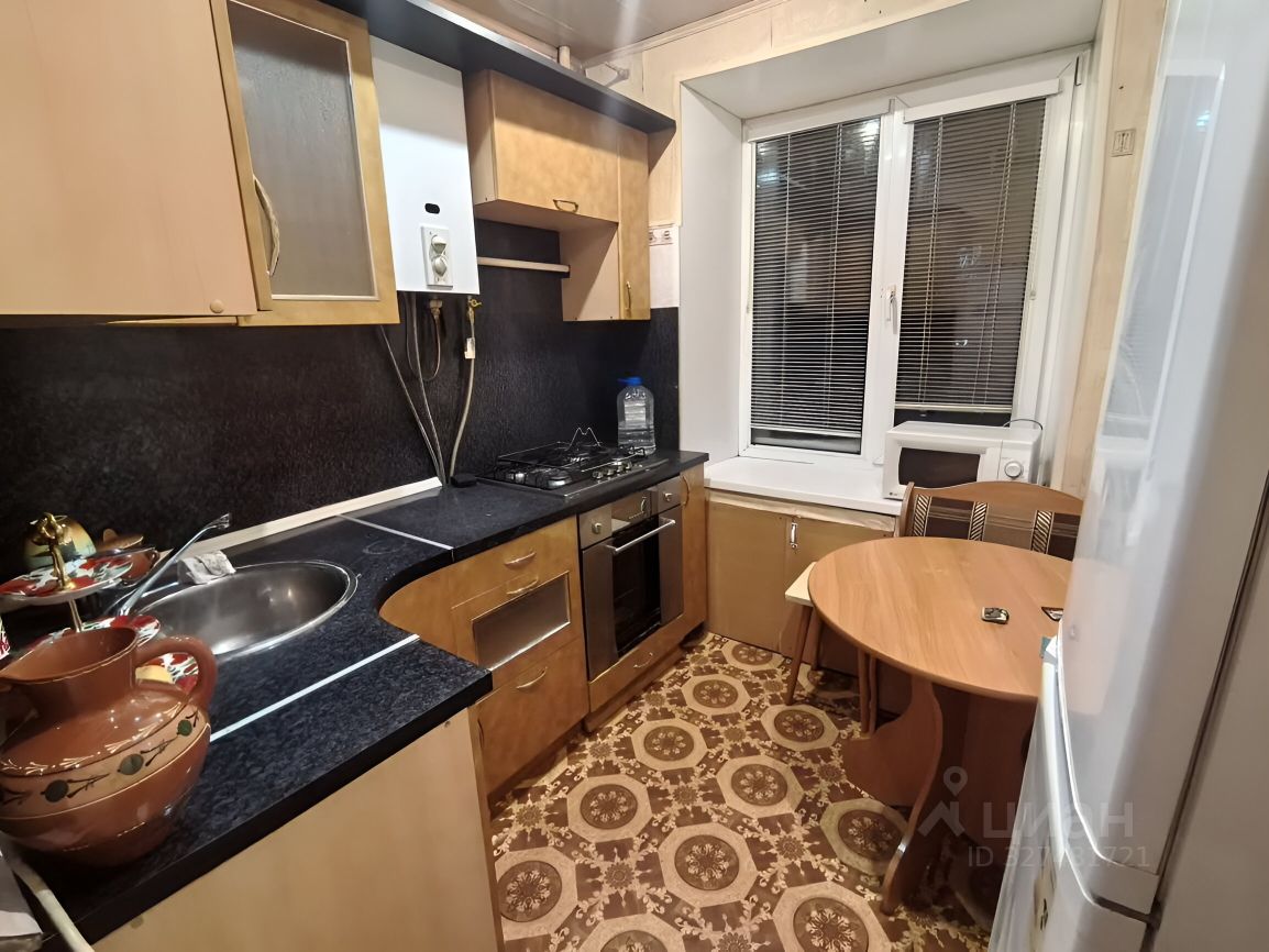 Продажа 2-комн квартиры на вторичном рынке Краснозаводск,  д. 1