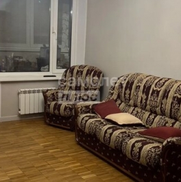 Продажа 1-комн квартиры на вторичном рынке Пионерская Б. ул,  д. 33 к2
