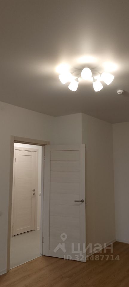 Продажа 1-комн квартиры на вторичном рынке Нагорная улица, 5А