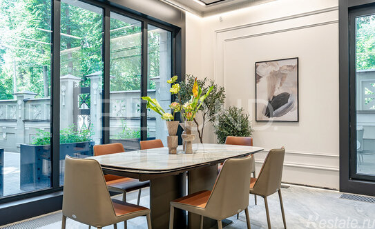 Продажа 3-комн квартиры на вторичном рынке проспект Динамо,  д. 2а литА