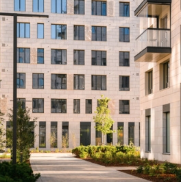 Продажа 2-комн квартиры на вторичном рынке Лисичанская улица,  д. 22 с1