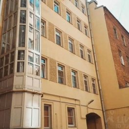 Продажа 3-комн квартиры на вторичном рынке Верейская улица,  д. 47