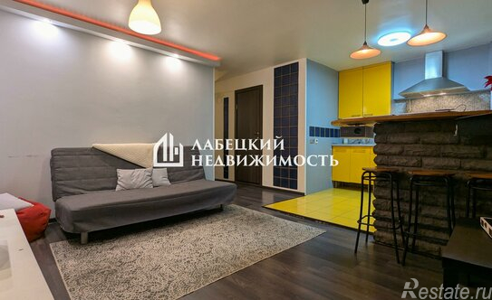 Продажа 2-комн квартиры на вторичном рынке улица Островитянова,  д. 49