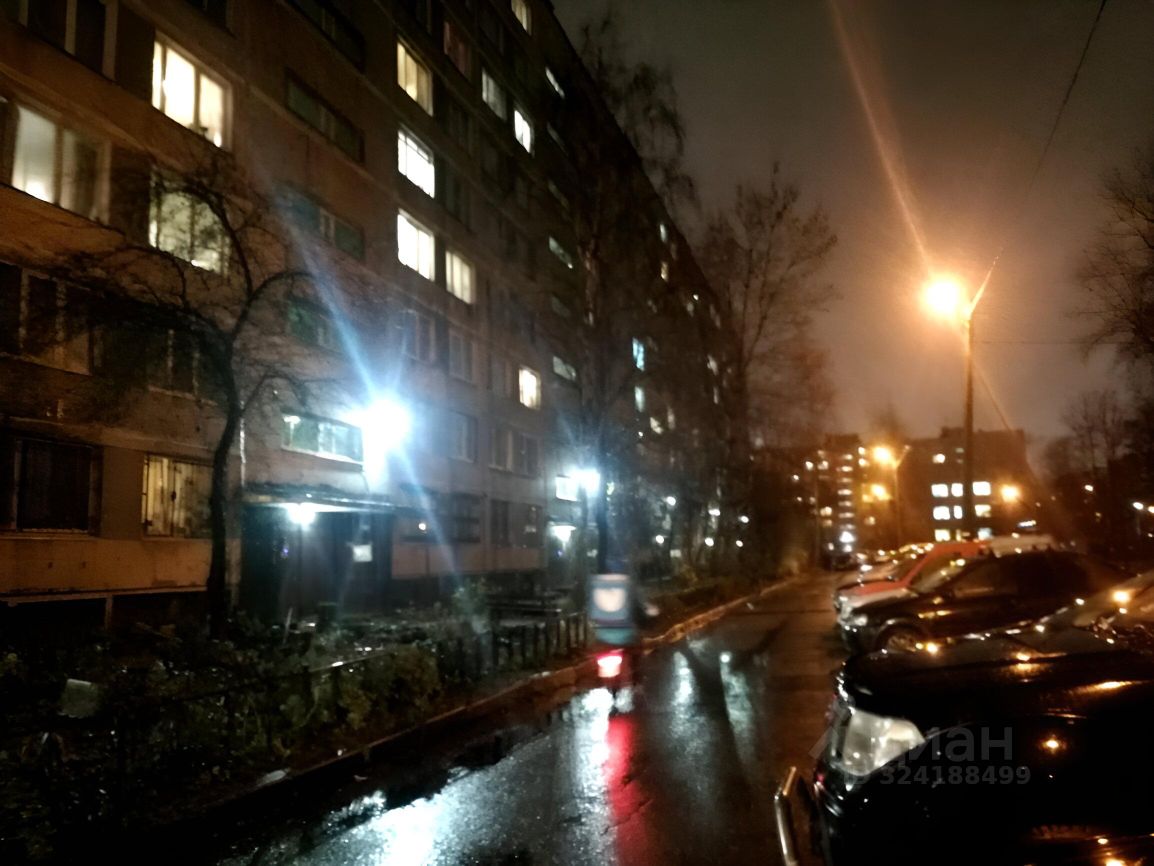 Продажа 2-комн квартиры на вторичном рынке улица Димитрова, 18К5