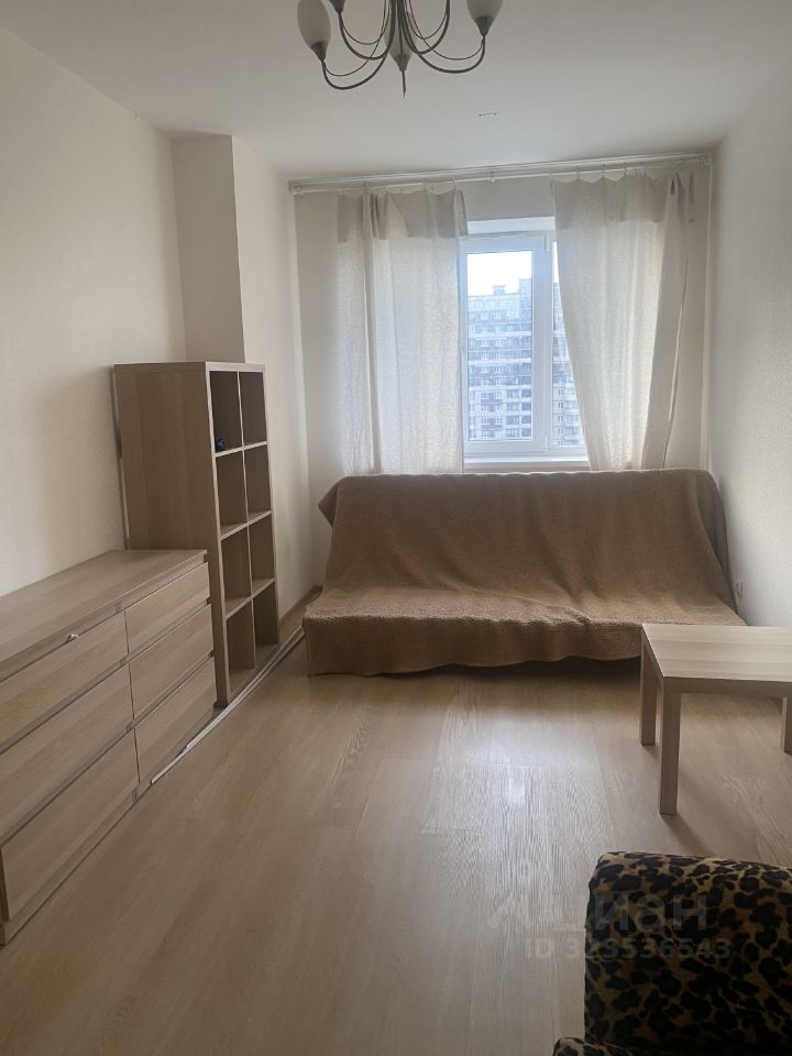 Аренда 1-комн квартиры на вторичном рынке Мурино, улица Шоссе в Лаврики, 57к3