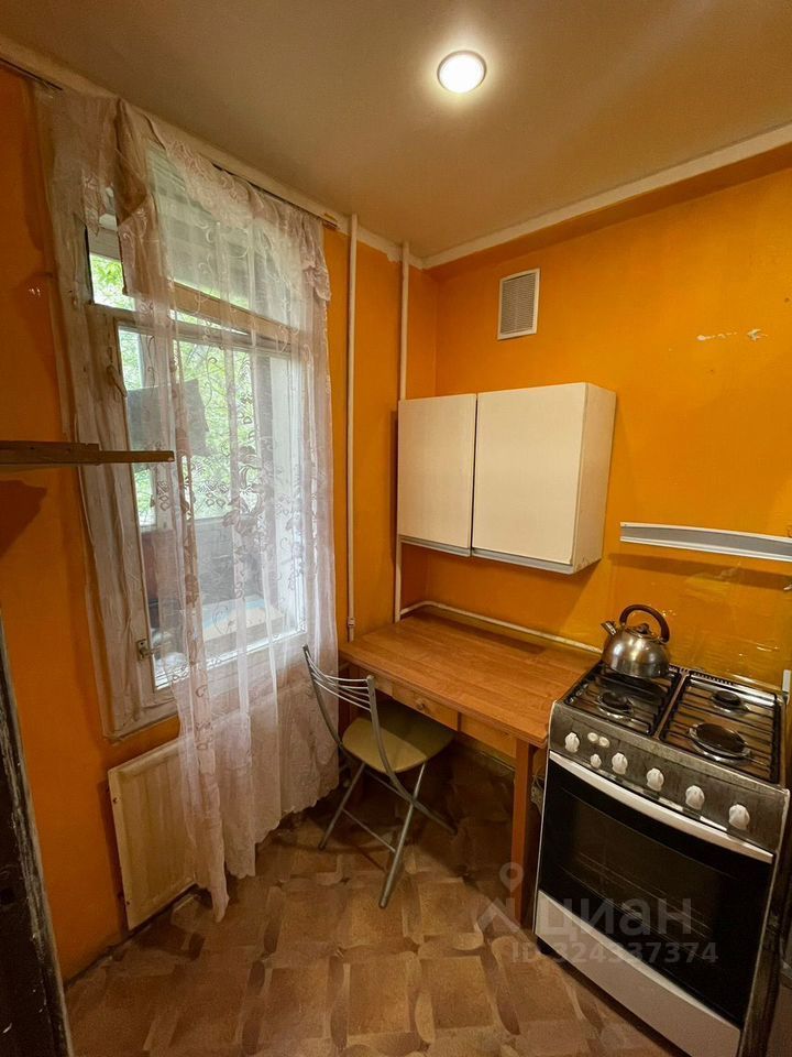 Продажа 1-комн квартиры на вторичном рынке улица Танкиста Хрустицкого, 6