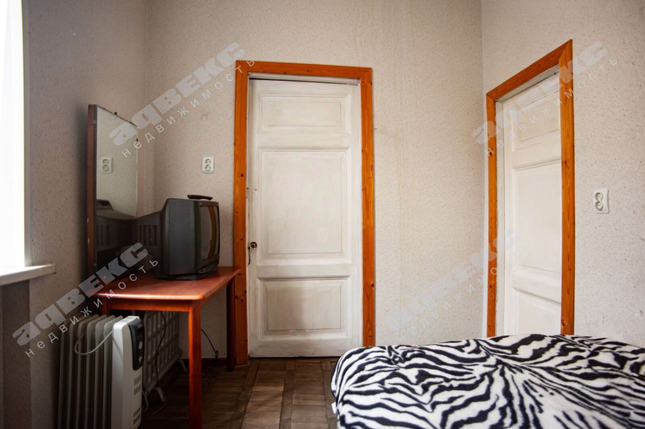 Продажа 3-комн квартиры на вторичном рынке Миллионная улица, 21