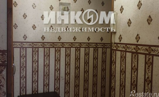 Продажа 2-комн квартиры на вторичном рынке улица Чистова,  д. 4А