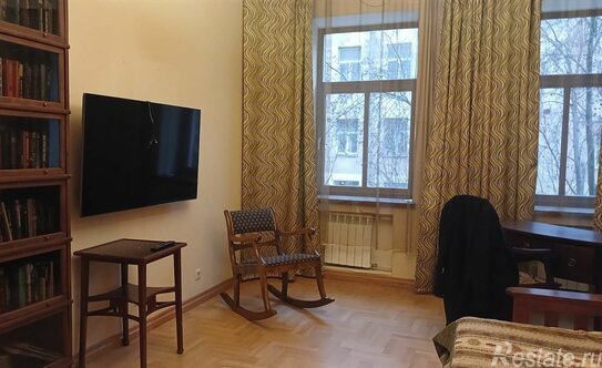 Продажа 2-комн квартиры на вторичном рынке переулок Пирогова,  д. 17