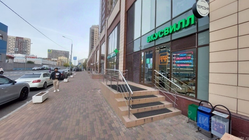 Аренда торгового помещения Машиностроения 1-я ул,  д. 10