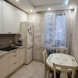 Продажа 3-комн квартиры на вторичном рынке набережная реки Карповки,  д. 31 к1 с1