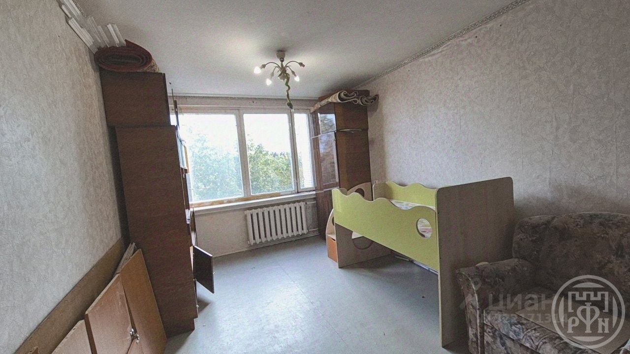 Продажа 2-комн квартиры на вторичном рынке д. Лесколово, улица Красноборская, 15