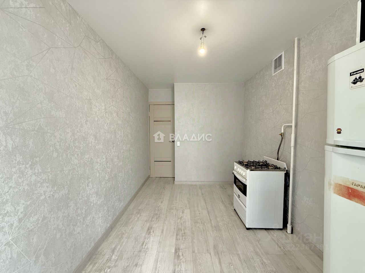 Продажа 1-комн квартиры на вторичном рынке Фестивальная улица, 23