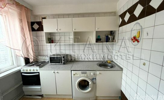 Продажа 1-комн квартиры на вторичном рынке Художников пр-кт,  д. 4 к1