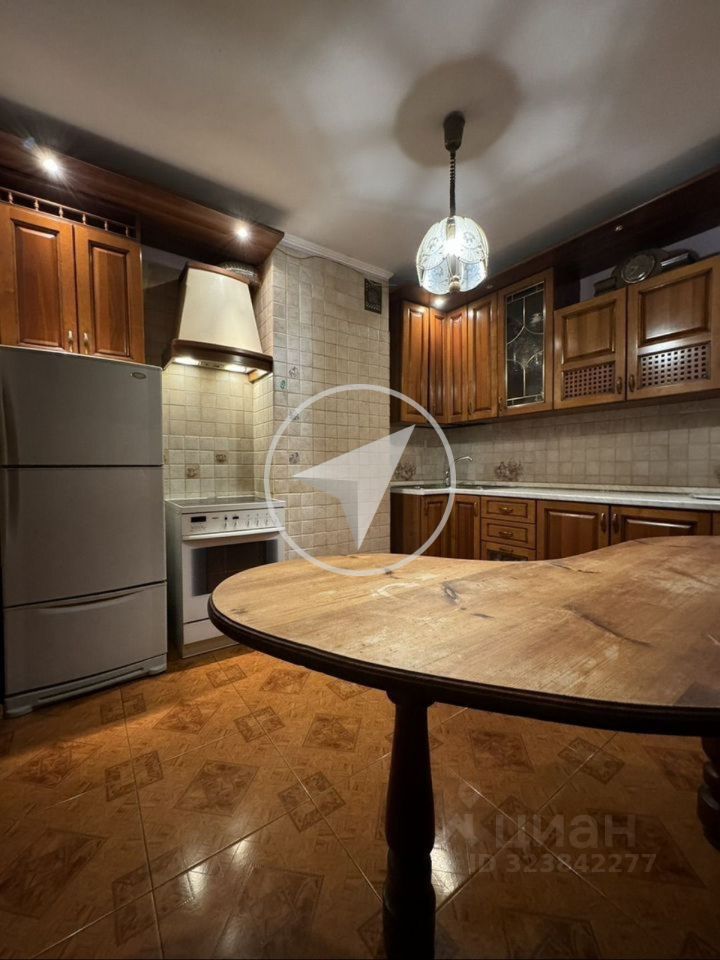 Продажа 3-комн квартиры на вторичном рынке Миклухо-Маклая улица, 30