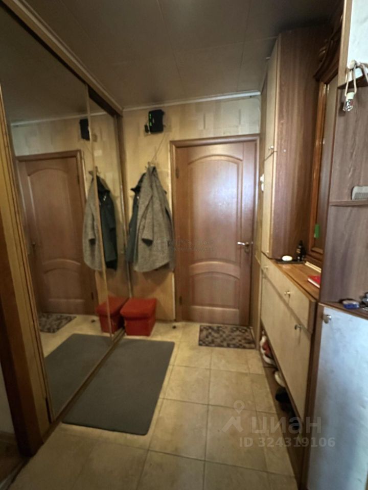 Продажа 2-комн квартиры на вторичном рынке Тайнинская улица, 20