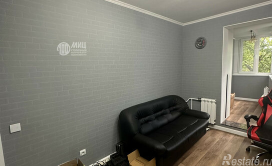 Продажа 3-комн квартиры на вторичном рынке Варшавское ш,  д. 143 к2