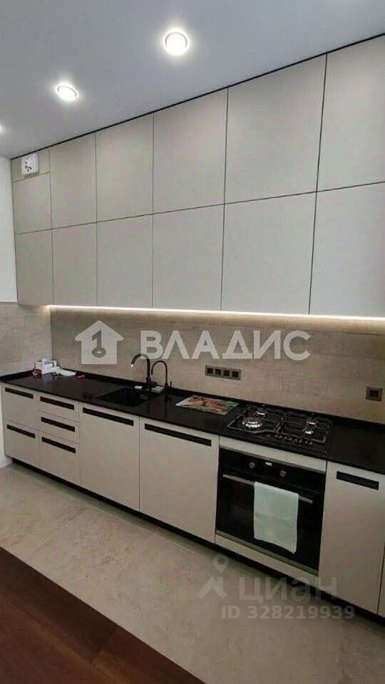 Продажа 3-комн квартиры на вторичном рынке Шарикоподшипниковская улица, 40