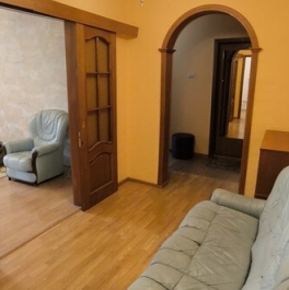 Продажа 3-комн квартиры на вторичном рынке Новопеределкинская улица,  д. 12 к1