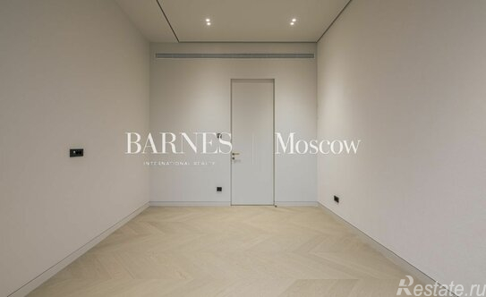 Продажа 5-комн квартиры на вторичном рынке улица Братьев Фонченко,  д. 1 к1