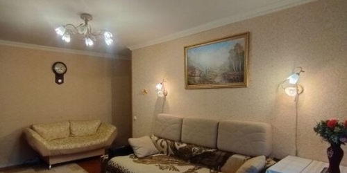 2-комн квартира ул Нарвская,  д. 7