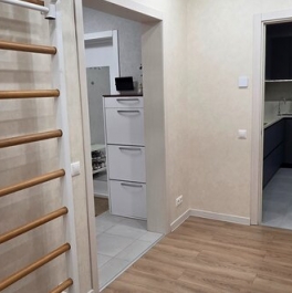 Продажа 3-комн квартиры на вторичном рынке ул Александры Монаховой,  д. 90,  к. 4