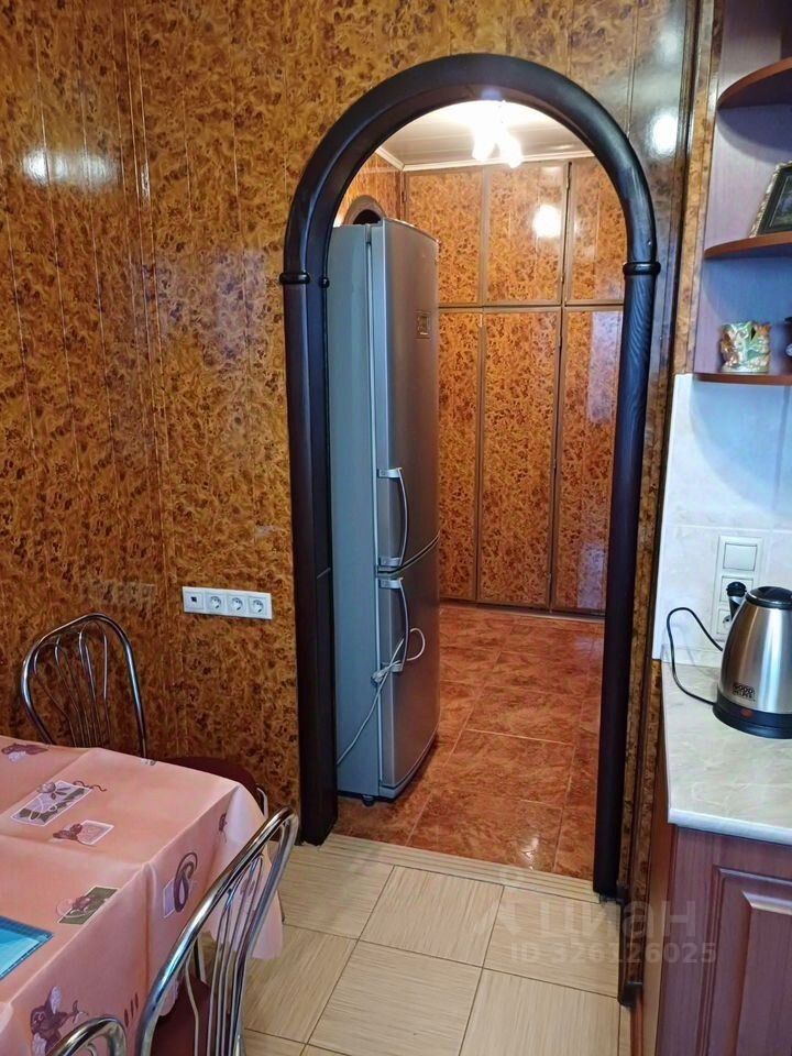Продажа 2-комн квартиры на вторичном рынке Серпухов, улица Войкова,  д. 34а