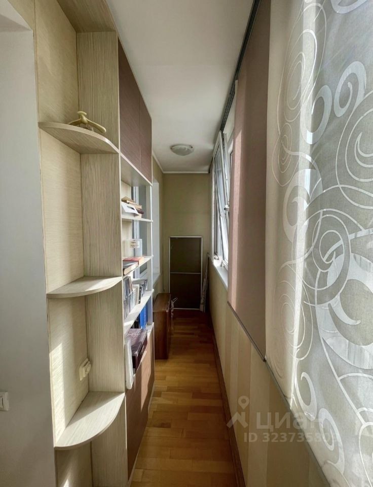 Продажа 1-комн квартиры на вторичном рынке Химки, улица Нахимова, 4