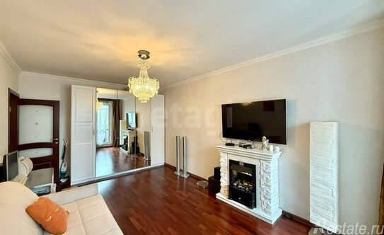 Продажа 3-комн квартиры на вторичном рынке Цимлянская улица,  д. 24