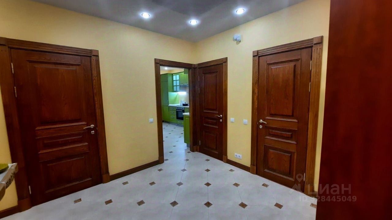 Аренда 2-комн квартиры на вторичном рынке набережная Реки Смоленки,  д. 3к2