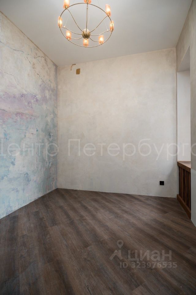 Продажа 3-комн квартиры на вторичном рынке набережная Крюкова Канала, 9