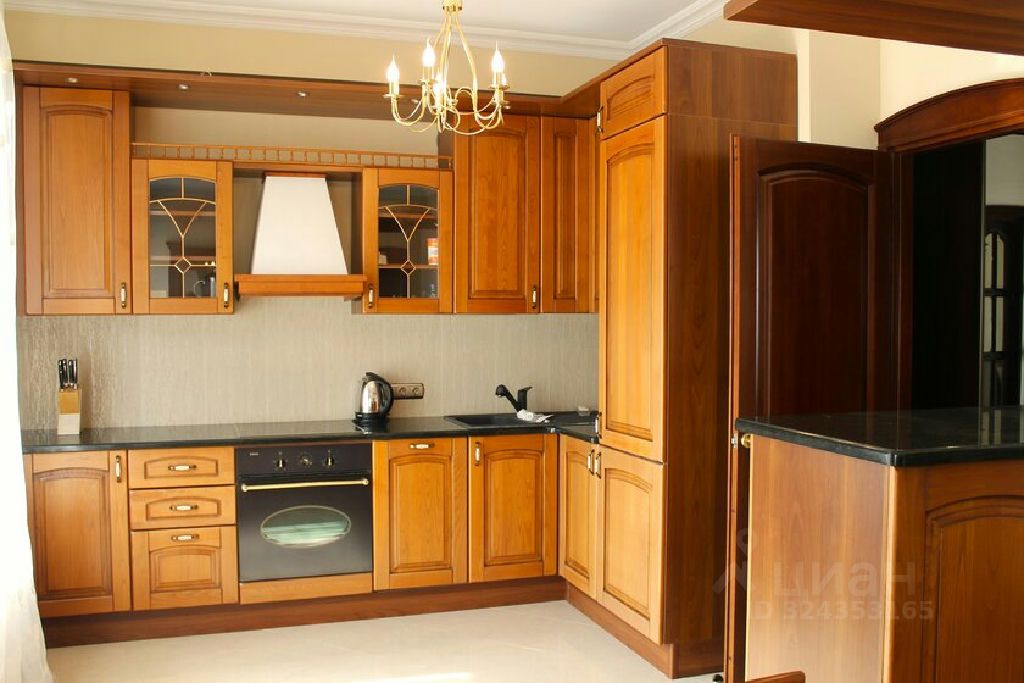 Продажа 4-комн квартиры на вторичном рынке переулок Большой Головин,  д. 2