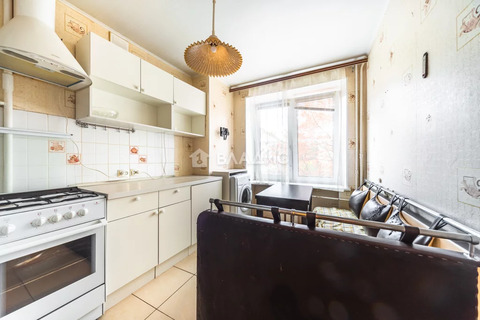 Продажа 1-комн квартиры на вторичном рынке ул. Пинегина,  д. 23