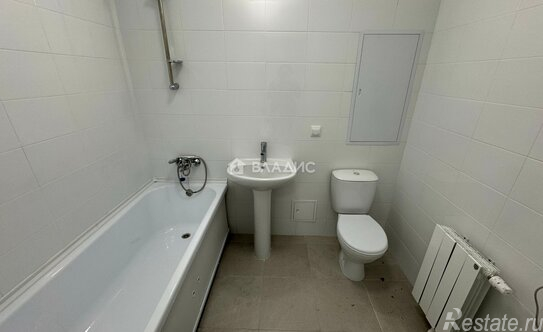 Продажа 2-комн квартиры на вторичном рынке Амурская ул,  д. 1/2/3