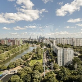 Продажа 4-комн квартиры на вторичном рынке Кастанаевская улица,  д. 66