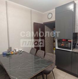 Продажа 4-комн квартиры на вторичном рынке Челобитьевское шоссе,  д. 14 к1