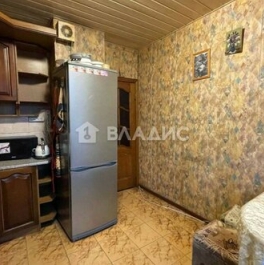 Продажа 2-комн квартиры на вторичном рынке Клинская улица,  д. 4 к1