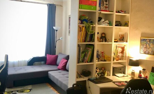 Продажа 4-комн квартиры на вторичном рынке улица Климашкина,  д. 20