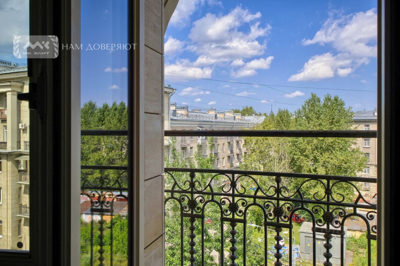 Продажа 3-комн квартиры на вторичном рынке улица Гастелло, 7