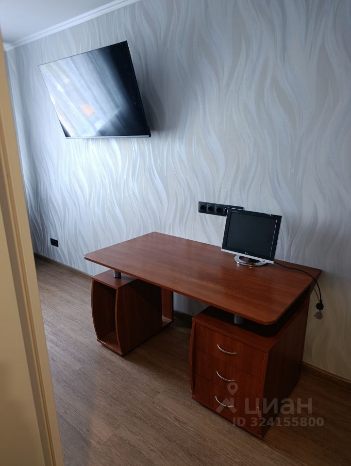 Аренда 1-комн квартиры на вторичном рынке Новоселье городской поселок, улица Петропавловская, 13