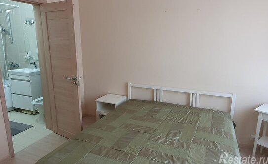 Аренда 1-комн квартиры на вторичном рынке ул Оптиков,  д. 34,  к. 1