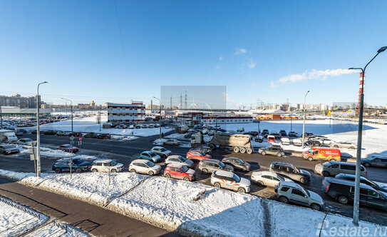 Продажа 3-комн квартиры на вторичном рынке Муринская дор