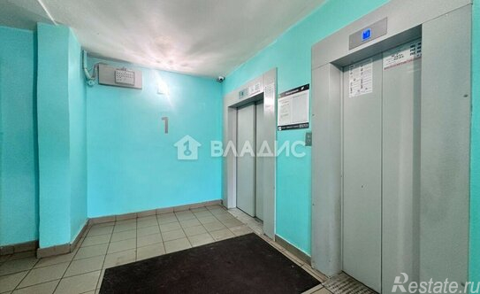 Продажа 1-комн квартиры на вторичном рынке Индустриальный пр-кт,  д. 10 к1 литБ