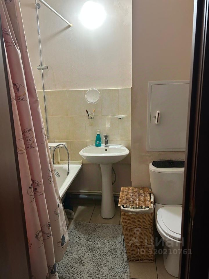 Продажа 2-комн квартиры на вторичном рынке Богородский мкр, Щелково,  д. 17