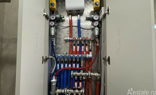 Продажа 2-комн квартиры на вторичном рынке улица Лётчика Осканова,  д. 6