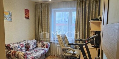 3-комн квартира улица Клары Цеткин,  д. 5