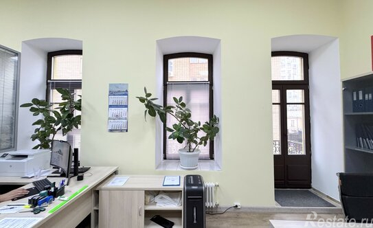 Продажа 3-комн квартиры на вторичном рынке Нащокинский переулок,  д. 8