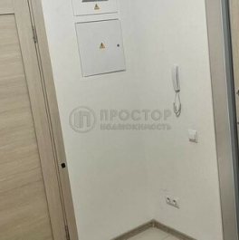 Продажа 1-комн квартиры на вторичном рынке Ленская улица,  д. 8