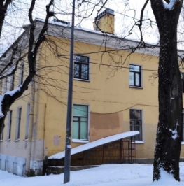 Продажа 2-комн квартиры на вторичном рынке Пушкин г., Церковная ул. ,  д. 28/7