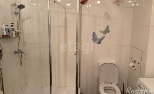 Продажа 2-комн квартиры на вторичном рынке Краснодонская улица,  д. 9